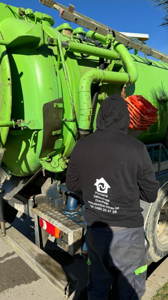 Débouchage plombier rimas